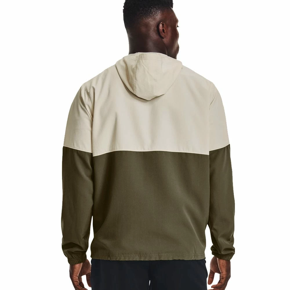 Coupon ✔️ Under Armour Woven Asym Zip Windbreaker Stone Herren 🛒 – Bild 2